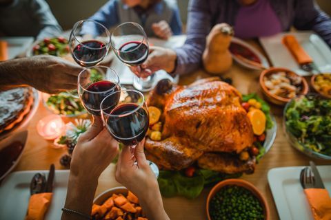 Skål til denne flotte Thanksgiving-middagen!